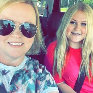 Meet your Posher, Avery